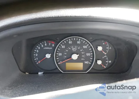 2008 Kia Rondo Lx V6 z USA, uszkodzony, nr VIN KNAFG526287164354